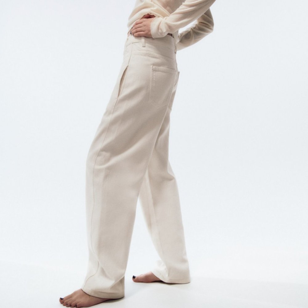COPY - ZARA "THE EMEL" HORSE SHOE BARREL LEG RELAXED MID WAIST DENIM JEANS